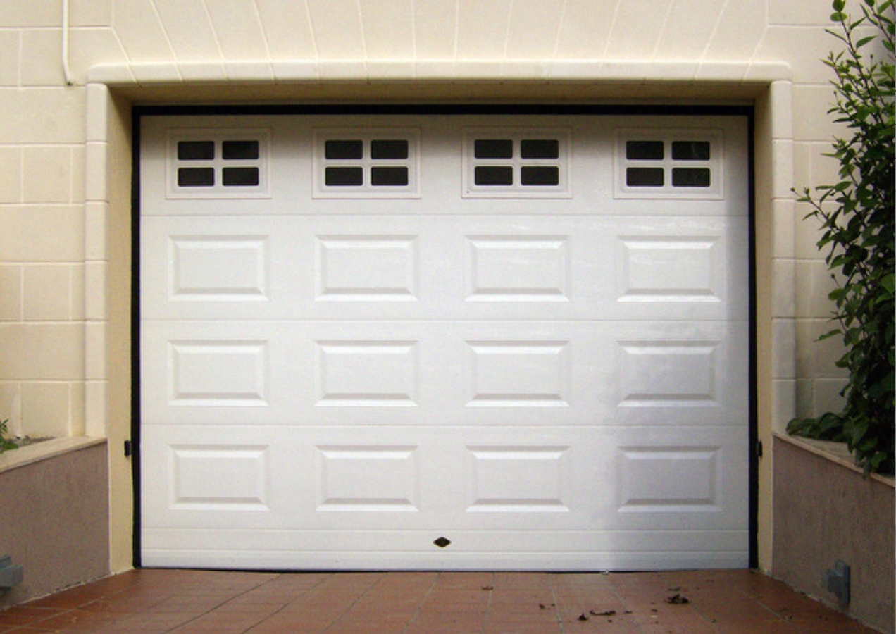 Секционные гаражные ворота 